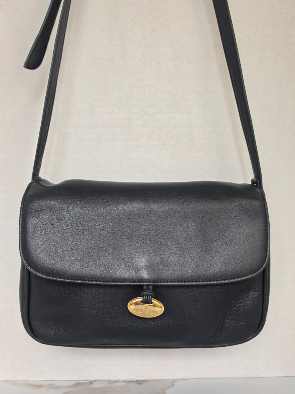 Vintage Etienne Aigner Navy Blue Smooth Leather Flap Crossbody Shoulder Bag